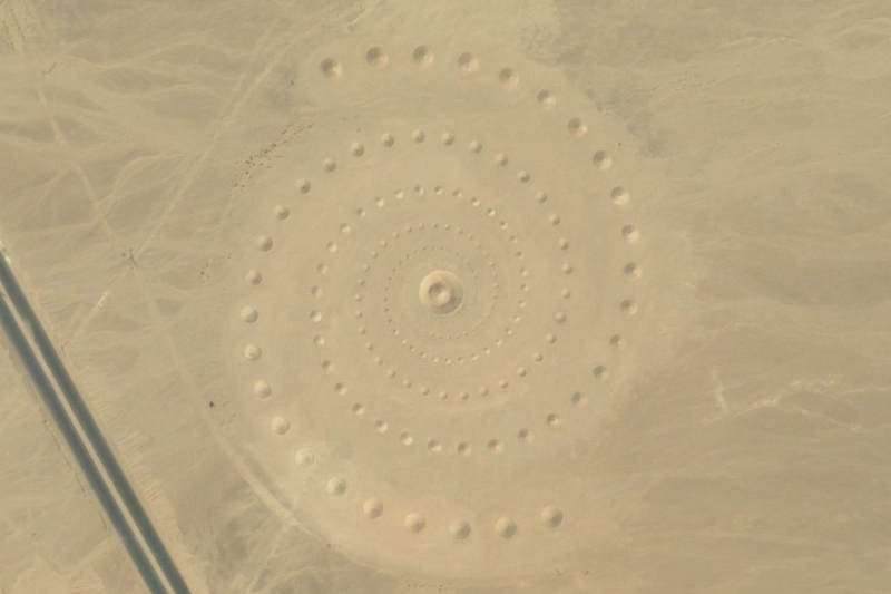 Illustration for article titled What the hell is this weird alien looking spiral in the desert?